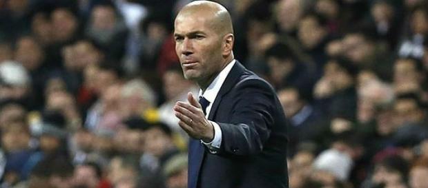 Zinedine Zidane ha convencido a la plantilla Zinedine Zidane ha convencido a la plantilla
