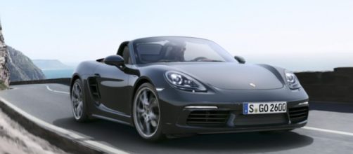 Ecco la nuova Porsche Boxer 718