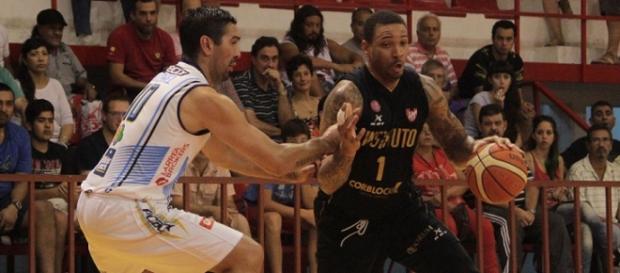 Los jugadores sufren en cada jornada. Los jugadores sufren en cada jornada.