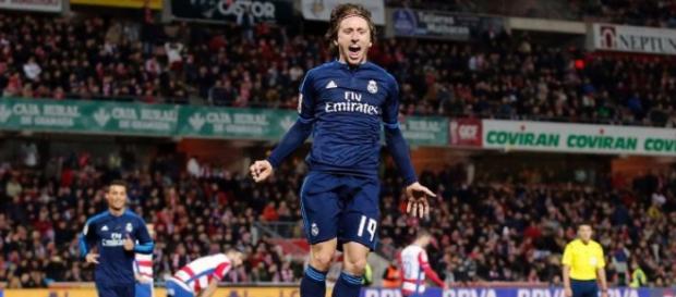 Luka Modric celebrando su golazo. Luka Modric celebrando su golazo.