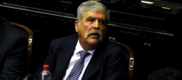 Diputado por el FpV Julio Míguel De Vido Diputado por el FpV Julio Míguel De Vido