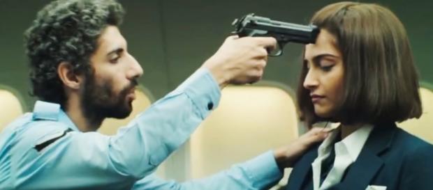 Kapoor's Neerja gets banned in Pakistan (i.ytimg) Kapoor's Neerja gets banned in Pakistan (i.ytimg)