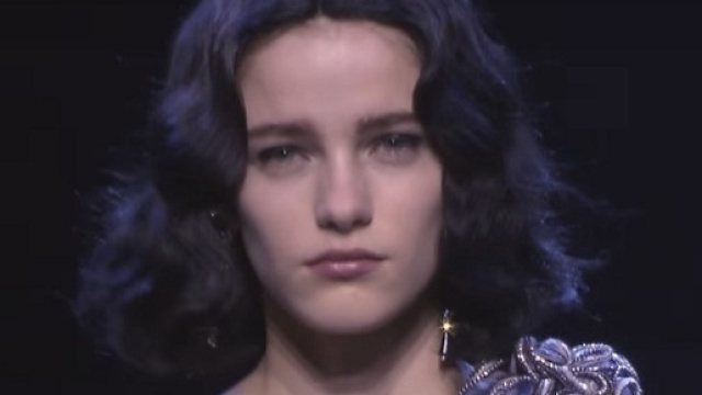 Tendenze tagli capelli corti e medi primavera 2016