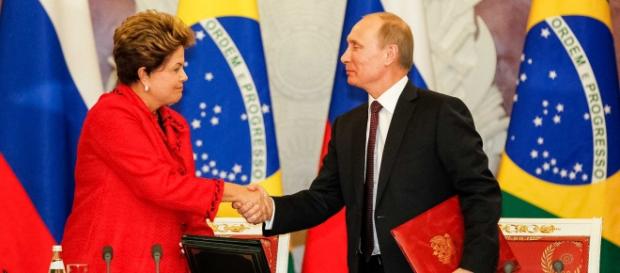 Dilma Rousseff e o presidente russo Vladimir Putin Dilma Rousseff e o presidente russo Vladimir Putin