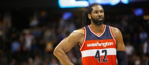 Pivô brasileiro Nenê usando camisa 42 do Wizards. Pivô brasileiro Nenê usando camisa 42 do Wizards.