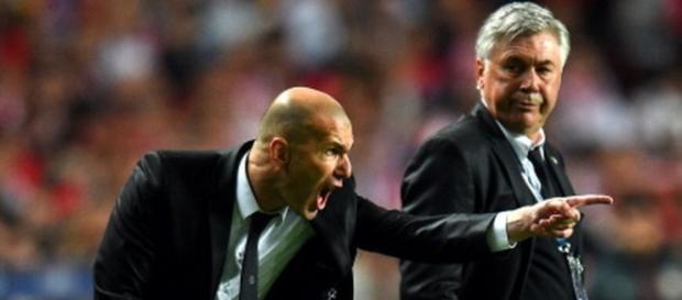 Zinedine Zidane de ayudante de Ancelotti Zinedine Zidane de ayudante de Ancelotti