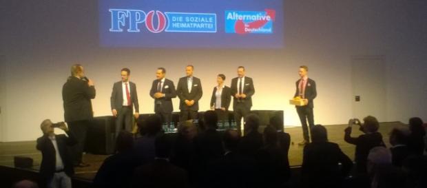 Am Ende gab es auch eine Podiumsdiskussion. Am Ende gab es auch eine Podiumsdiskussion.