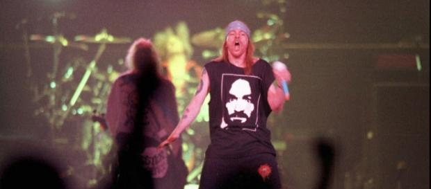 Axl Rose vuelve a tocar con Slash en 2016 Axl Rose vuelve a tocar con Slash en 2016