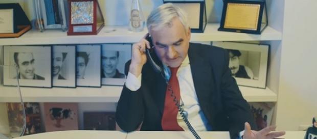 Elio nel video ufficiale di 'Vincere l'odio' Elio nel video ufficiale di 'Vincere l'odio'