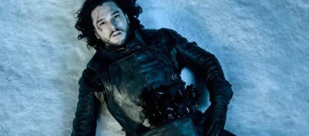 Jon Snow è morto davvero? I fan dicono di no! Jon Snow è morto davvero? I fan dicono di no!