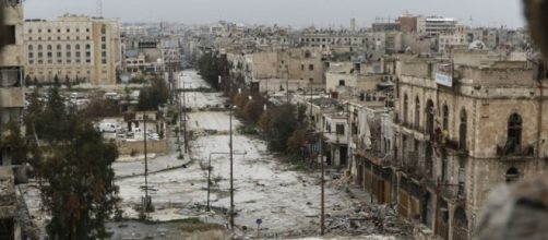 La città di Aleppo devastata dai bombardamenti