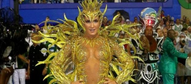 Claudia Leitte - Foto/Divulgação: Natelinha Claudia Leitte - Foto/Divulgação: Natelinha