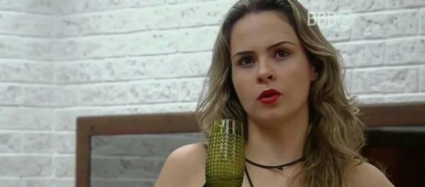 Ex-BBB acha que participante é inconveniente Ex-BBB acha que participante é inconveniente