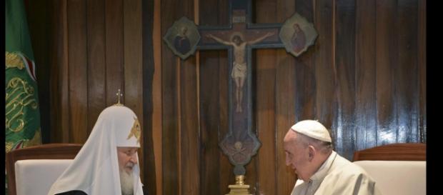 Il Patriarca Kirill e Papa Francesco a L'Avana Il Patriarca Kirill e Papa Francesco a L'Avana