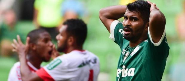 Palmeiras perde em sua arena na quarta rodada Palmeiras perde em sua arena na quarta rodada