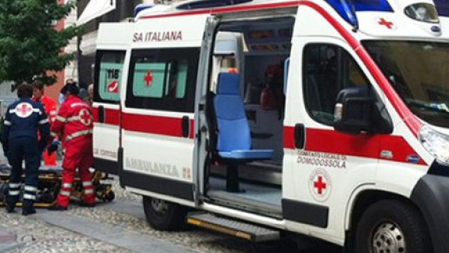 Lite studenti a Salerno, accoltellato un ragazzo