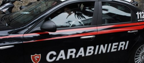 Napoli, i carabinieri indagano sull'esplosione