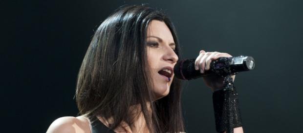Laura Pausini smentisce cachet Sanremo 2016 Laura Pausini smentisce cachet Sanremo 2016
