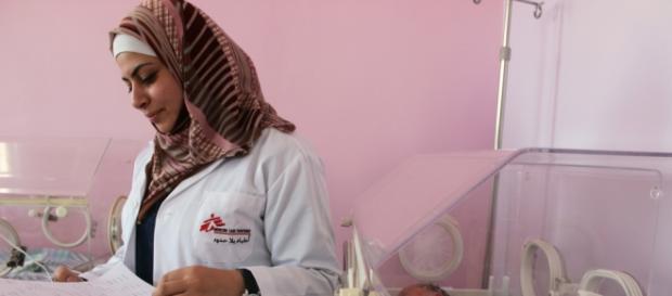 Operatrice sanitaria di Medici senza frontiere Operatrice sanitaria di Medici senza frontiere