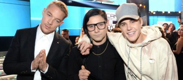 Skrillex, Diplo e Justin Bieber foram premiados Skrillex, Diplo e Justin Bieber foram premiados