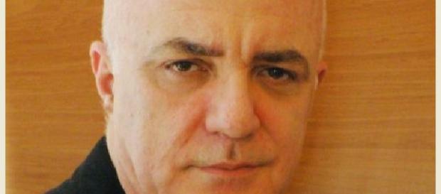 Il personaggio di Umberto De Carolis Il personaggio di Umberto De Carolis