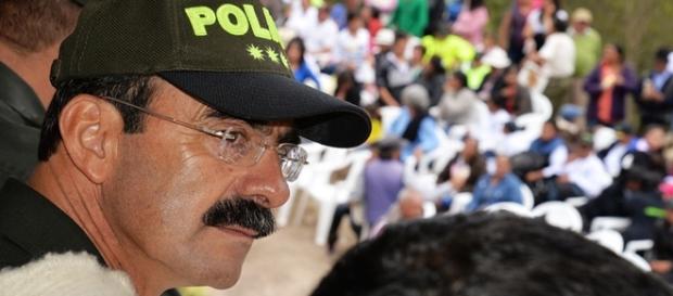 Palomino pidió su destitución al presidente Santos Palomino pidió su destitución al presidente Santos