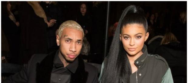 Tyga com a namorada Kylie Jenner Tyga com a namorada Kylie Jenner