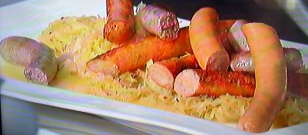 Ricetta originale di wurstel e crauti Ricetta originale di wurstel e crauti