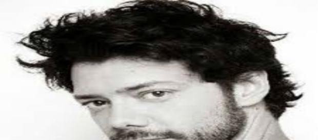 Alvaro Morte, Lucas Moliner ne Il Segreto Alvaro Morte, Lucas Moliner ne Il Segreto