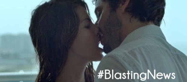 La 'China' y el chileno a los besos La 'China' y el chileno a los besos