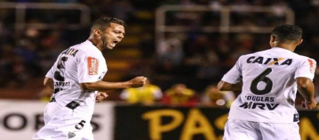 Rafael Carioca fez um golaço na vitória do Galo Rafael Carioca fez um golaço na vitória do Galo