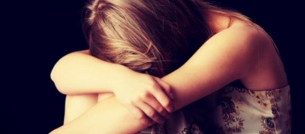 Adolescenta abuzata de doua ori Adolescenta abuzata de doua ori