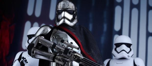 Capitã Phasma confirmada no Episódio VIII Capitã Phasma confirmada no Episódio VIII