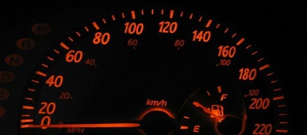 ¿Por qué bajar la velocidad contamina menos? ¿Por qué bajar la velocidad contamina menos?