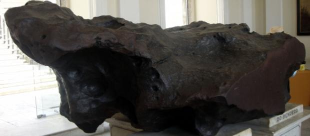 Bendegó, maior meteorito brasileiro Bendegó, maior meteorito brasileiro