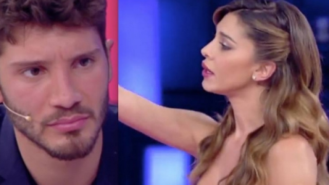 Stefano vs Belen in tv a Pequenos Gigantes.