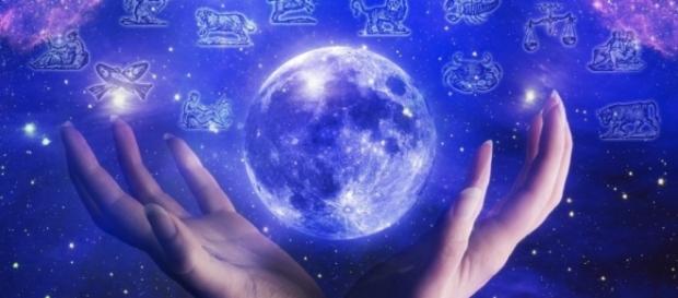 Horoscopul zilei de 22 februarie 2016 Horoscopul zilei de 22 februarie 2016