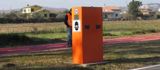 Ottorino Ferilli installa autovelox a Fiano Romano Ottorino Ferilli installa autovelox a Fiano Romano
