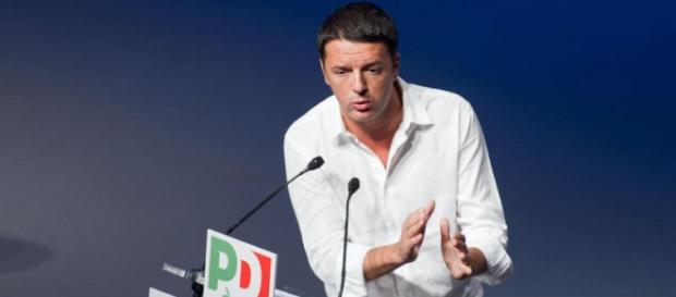 Matteo Renzi, presenta le 24 slide. Matteo Renzi, presenta le 24 slide.