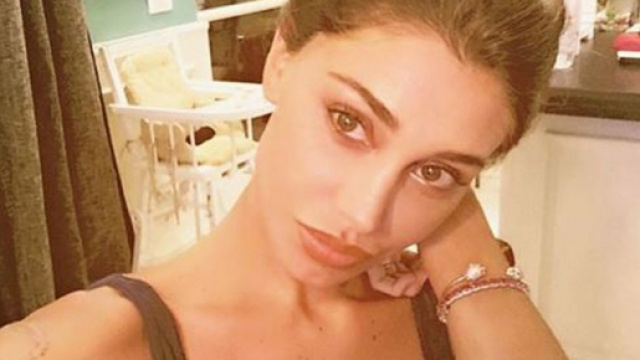 Belen Rodriguez si confessa da single ai giornali.