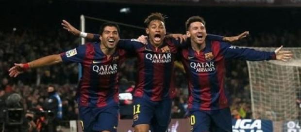 Suarez, Neymar y Messi celebrando Suarez, Neymar y Messi celebrando