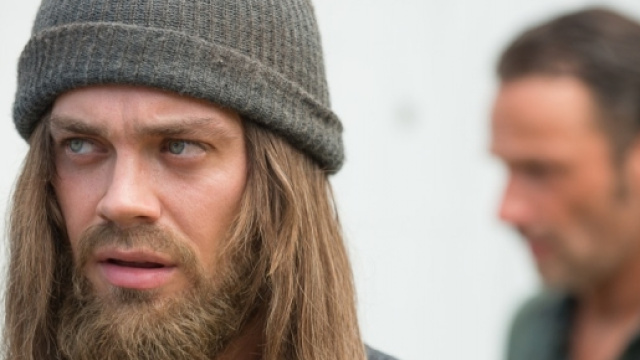 Jesus è interpretato da Tom Payne