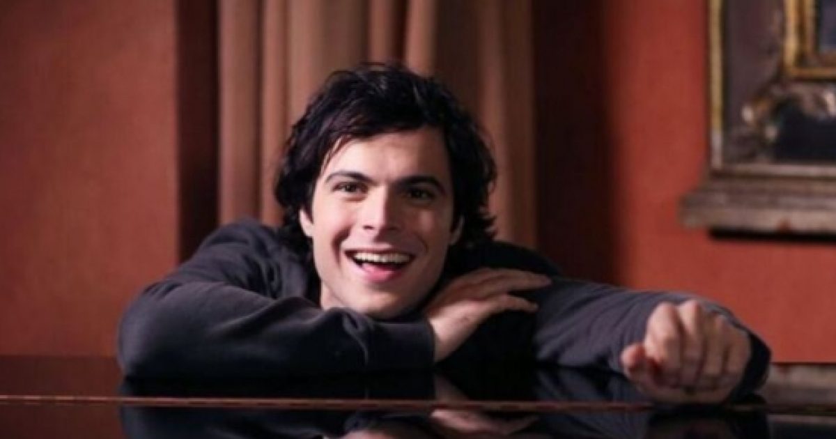 Anticipazioni Baciato dal sole terza e quarta puntata quando vanno in onda