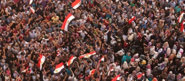 Ondas de protestos contra o governo de El-Sisi Ondas de protestos contra o governo de El-Sisi