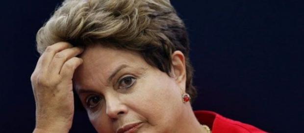 PT insatisfeito com a presidente Dilma Rousseff. PT insatisfeito com a presidente Dilma Rousseff.