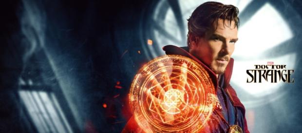 Benedict Cumberbatch nei panni del dottor Strange Benedict Cumberbatch nei panni del dottor Strange