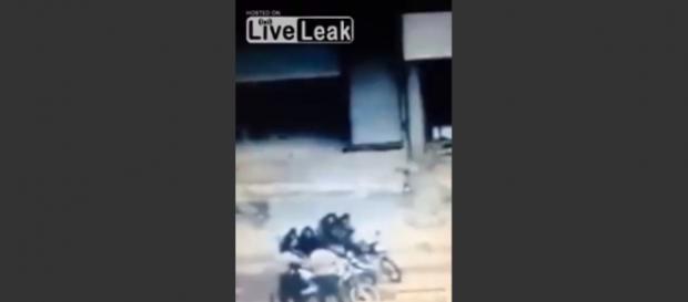 Bojownicy ISIS nie przeżyli wybuchu pocisku. Bojownicy ISIS nie przeżyli wybuchu pocisku.