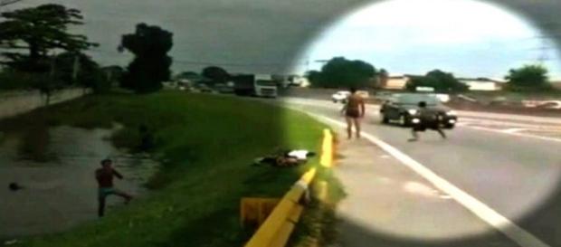 Camera flagra garoto atropelado na Via Dutra Camera flagra garoto atropelado na Via Dutra