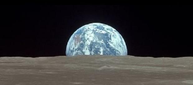 Strange music from the Moon - Google Images Strange music from the Moon - Google Images