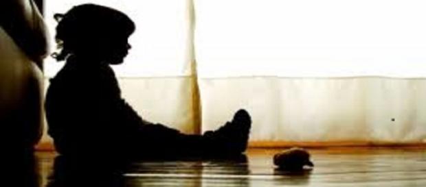 Todo niño está expuesto al abuso infantil Todo niño está expuesto al abuso infantil